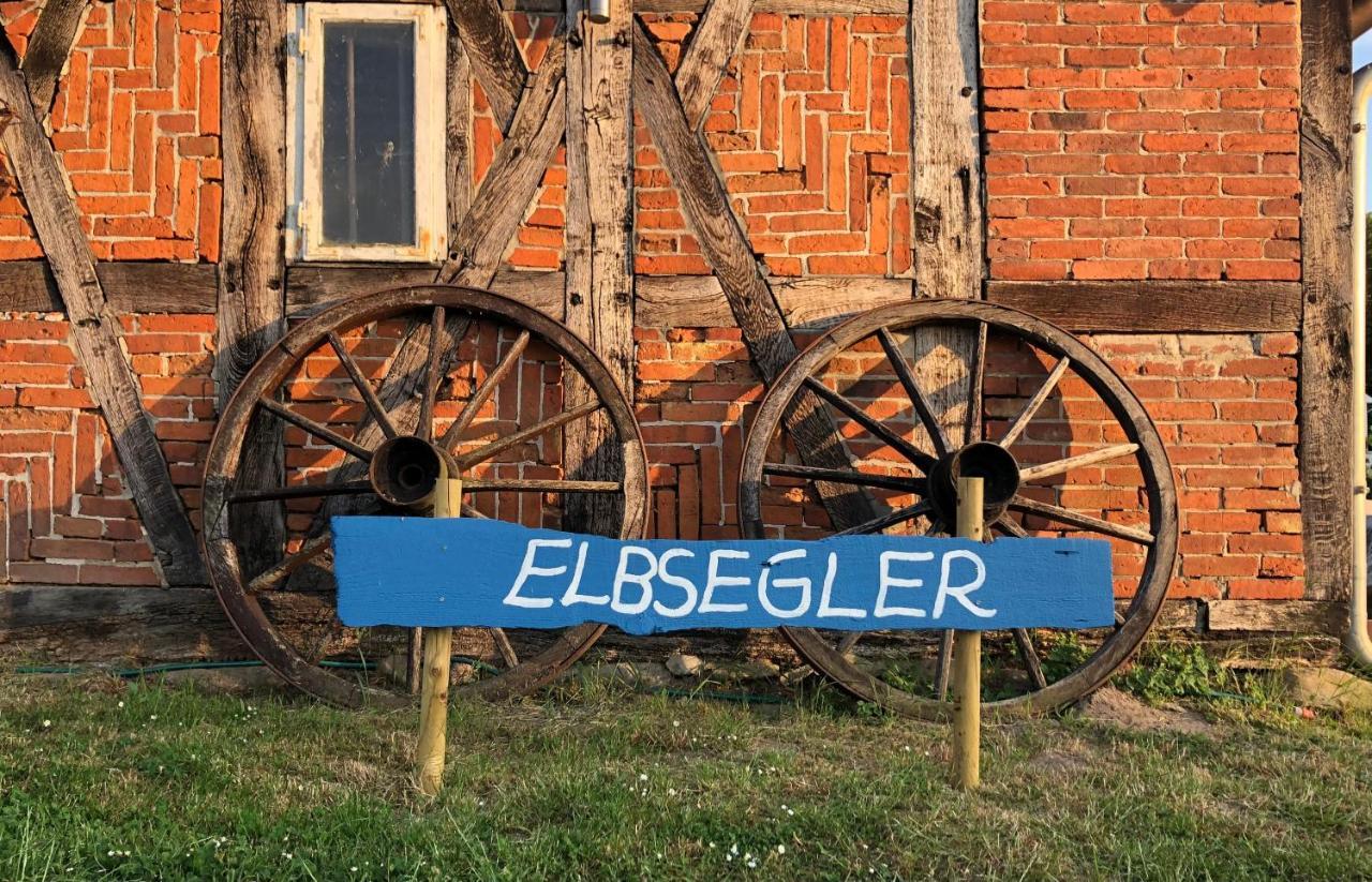 Ferienwohnung Elbsegler 블렉케데 외부 사진